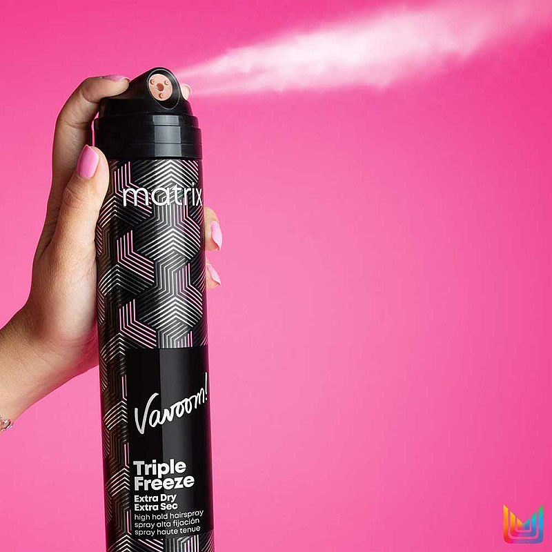 Сух лак за коса с много силна фиксация Matrix Vavoom Triple Freeze Extra Dry Hairspray 300ml