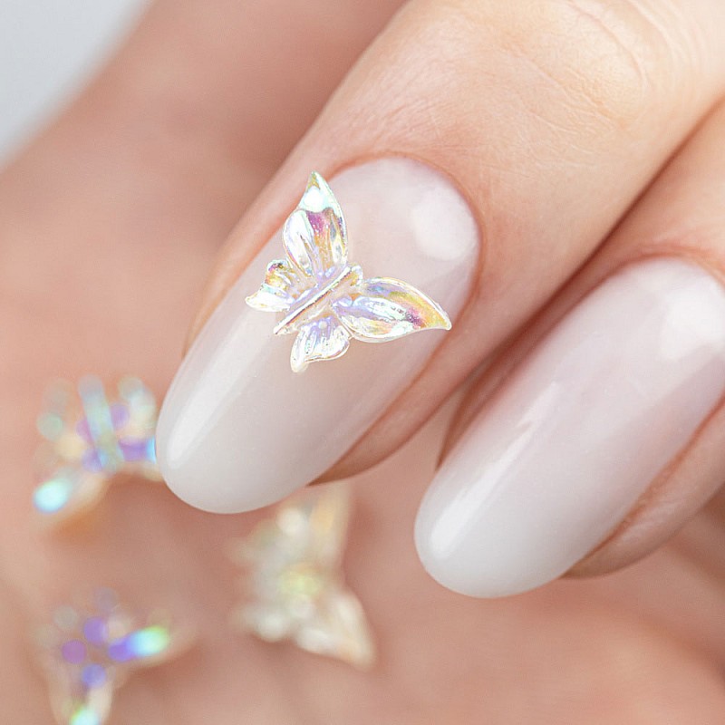 Кутия с 3D декорации пеперуди Molly Nails 36 броя
