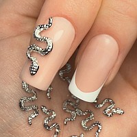 Бижу за нокти змия Molly Nails SZ-154 3D 10бр