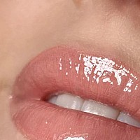 Гланц за устни ледено лате Claresa Glass of Water Lip Gloss 06 Iced Latte