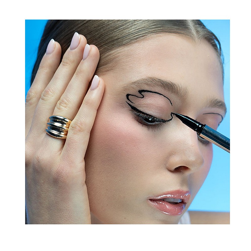 Очна линия черна Claresa True Sharp Eyeliner 01 Black