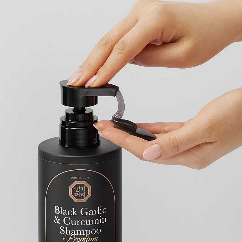 Шампоан за растеж и укрепване на косата Doori Black Garlic & Curcumin Shampoo 500ml