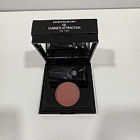 Руж с матов ефект и перфектна дефиниция Essential Essentialblush