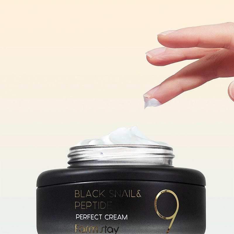 Лифтинг крем за лице с муцин от черен охлюв и пептиди FarmStay Black Snail & Peptide 9 Perfect Cream 55ml