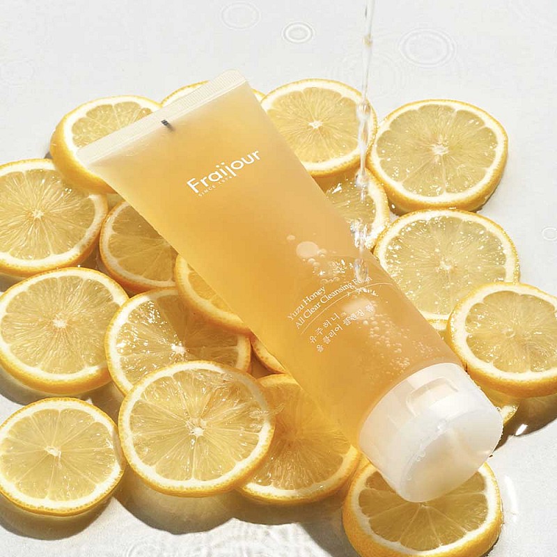 Нежна почистващ пяна с мед Fraijour Yuzu Honey All Clear Cleansing Foam 250ml