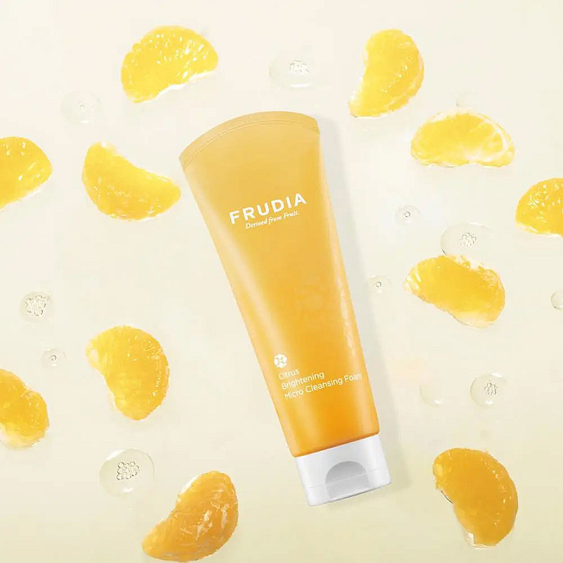 Почистваща гел-пяна с цитруси Frudia Citrus Brightening Micro Cleansing Foam 145ml