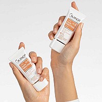 Крем за естествено съвършен тен и ежедневна SPF50 защита Guinot Youth Perfect Finish 30ml