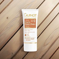Крем за мигновено озаряване и съвършен тен SPF50 Guinot Youth Perfect Finish Golden 30ml