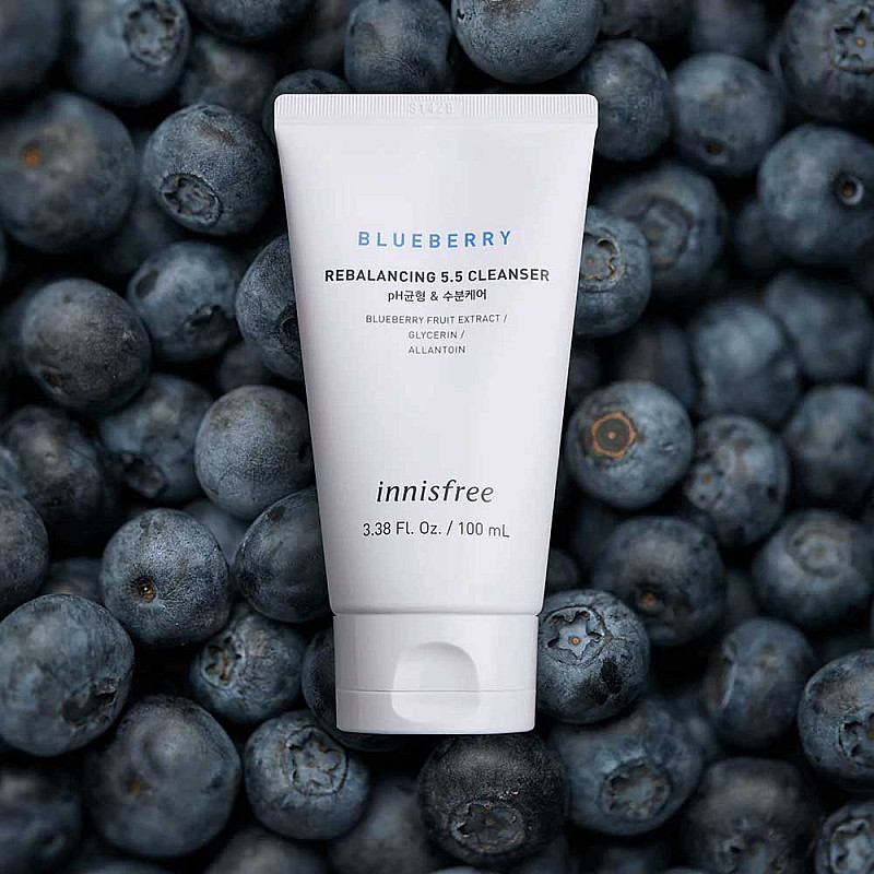 Нежна измивна пяна Innisfree Blueberry Rebalancing 5.5 Cleanser 100ml