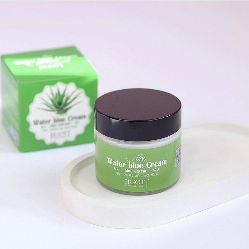 Успокояващ крем с алое вера Jigott Aloe Water Blue Cream 70ml
