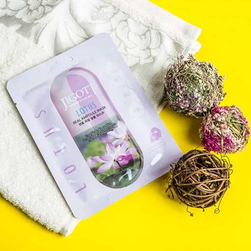 Ампулна маска за лице с лотос Jigott Lotus Real Ampoule Mask 27ml