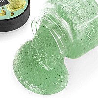 Скраб за тяло с аромат на шамфъстък и сладолед Lavish Care Pistachio Gelato Body Scrub 250ml