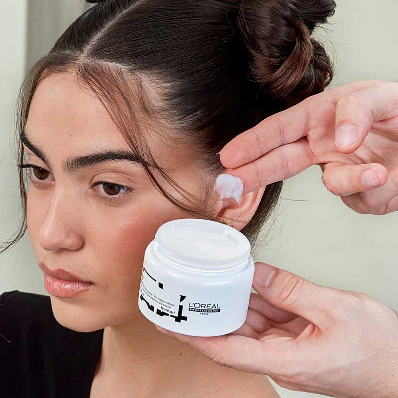 Оформяща паста със силна фиксация Loreal Tecni Art Flex Web 150ml