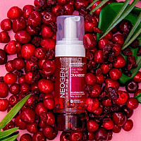 Измивна пяна с червени боровинки Neogen Real Fresh Foam Cranberry 150ml