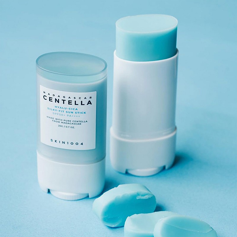 Слънцезащитен стик с центела SPF50+ SKIN1004 Madagascar Centella Hyalu-Cica Silky-Fit Sun Stick 20g