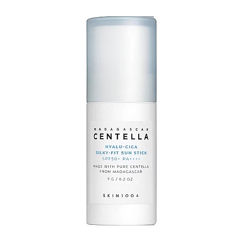 Слънцезащитен стик с центела SPF50+ SKIN1004 Madagascar Centella Hyalu-Cica Silky-Fit Sun Stick 7g