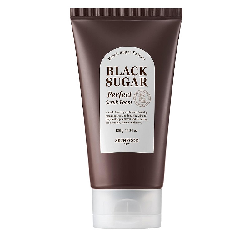 Пилинг за лице с фини захарни частици Skinfood Black Sugar Perfect Scrub Foam 180ml