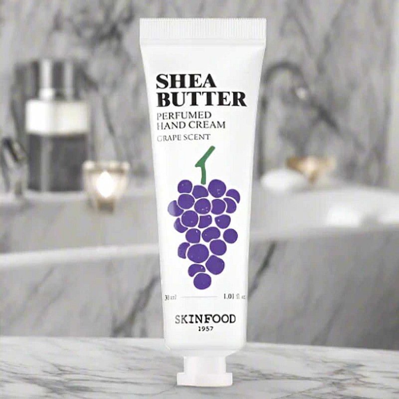 Подхранващ крем за ръце с масло от шеа и аромат на грозде Skinfood Shea Butter Hand Cream Grape 30ml