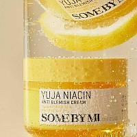 Крем с целенасочена грижа за пигментни петна Some By Mi Yuja Niacin Anti Blemish Cream 60ml