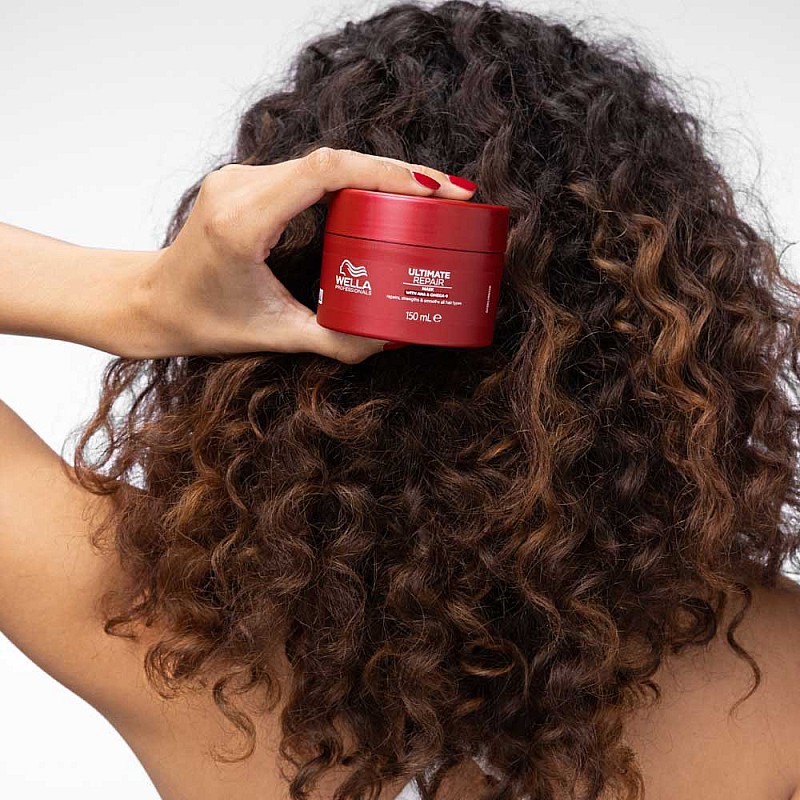 Маска за увредена коса Wella Ultimate Repair Mask 150ml