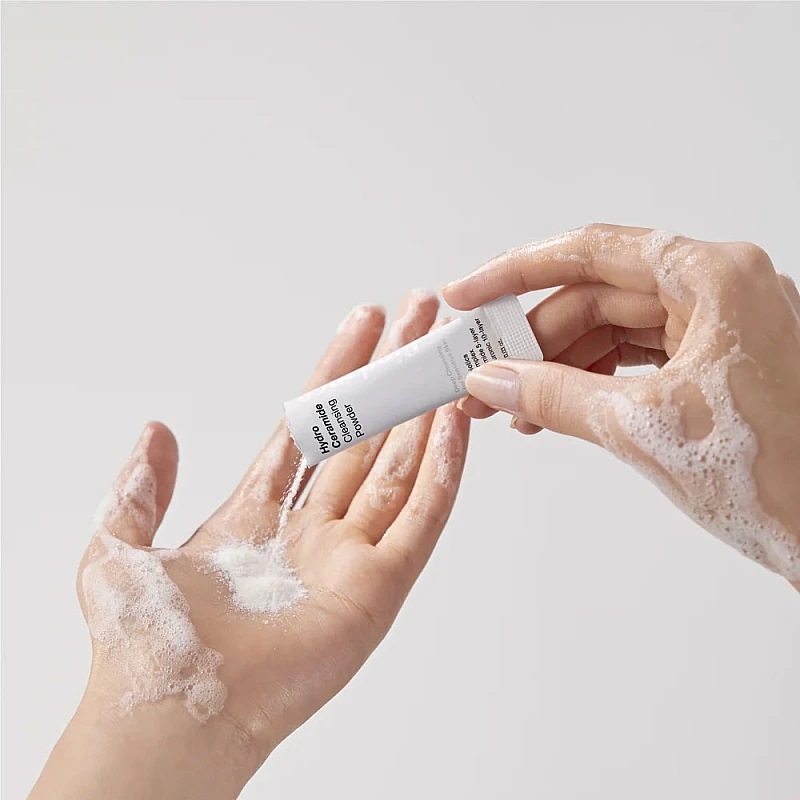 Почистваща пудра със серамиди и хиалуронова киселина Biodance Hydro Ceramide Cleansing Powder 30pcs