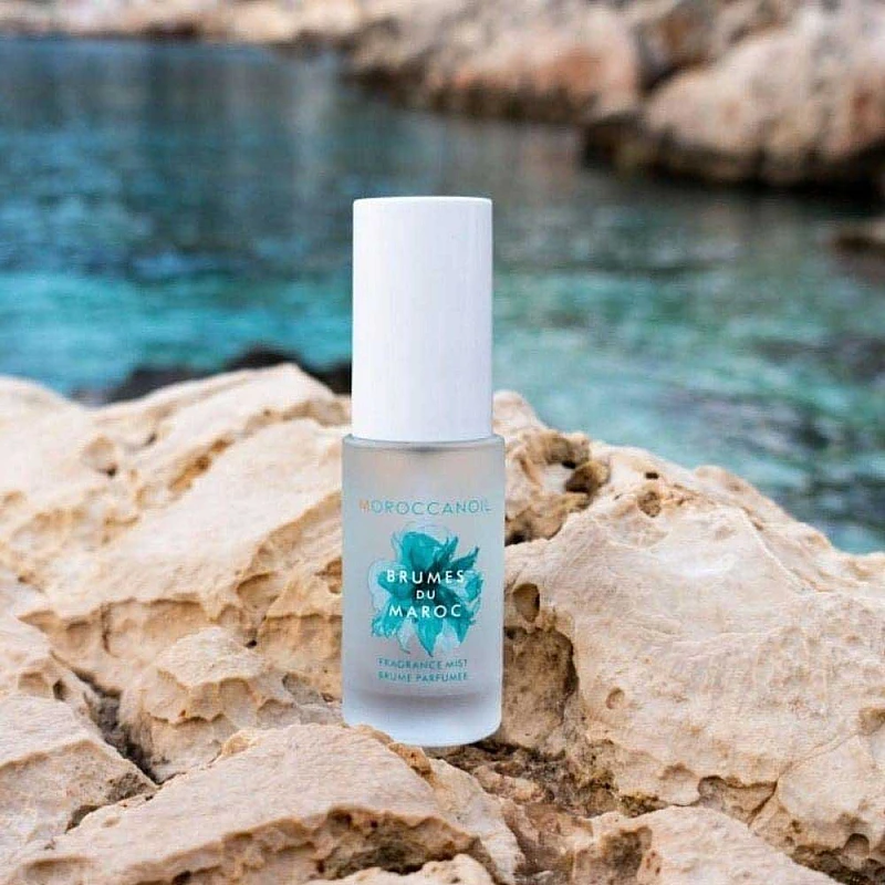 Травъл комплект за чиста и здрава тъмна коса Moroccanoil Refresh Nourish & Go Dark Hair